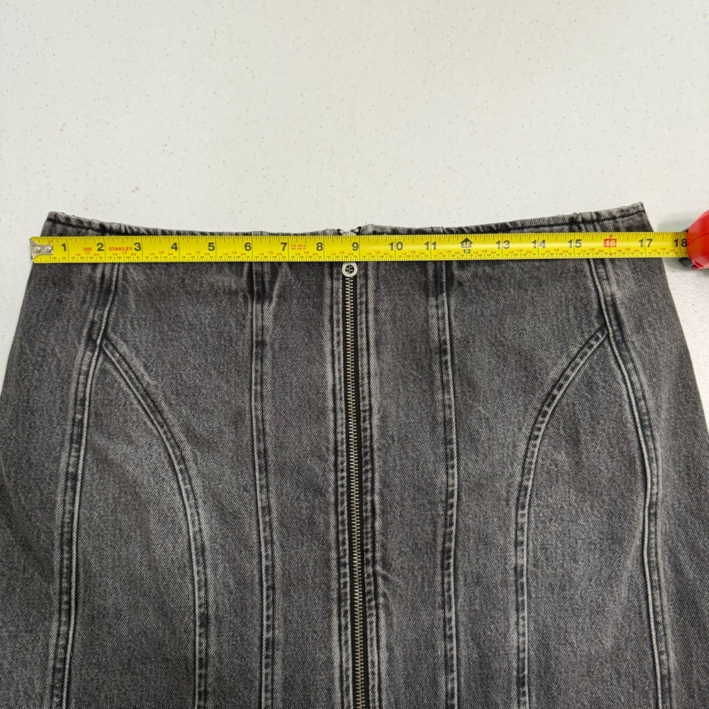Grlfrnd Rey Racer Skirt - Picture 9 of 11
